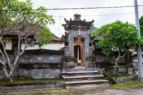 Ubud Tri Upasedana House 2 Hotel Тегалаланг Екстериор снимка